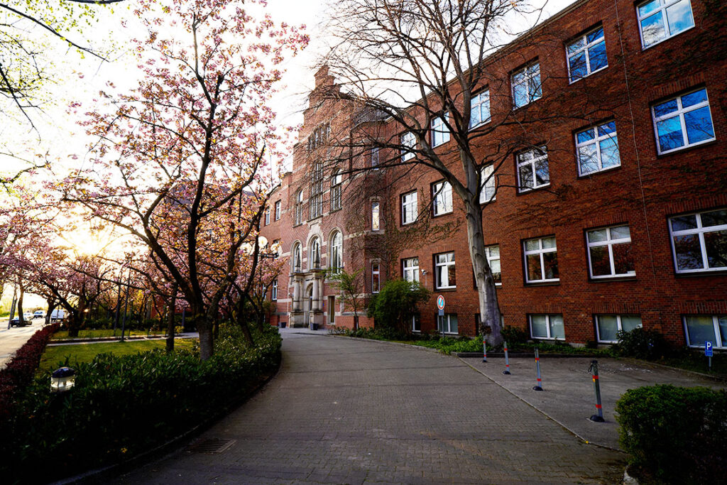 Robert Koch Institut, Berlin, Germany, 2020-04-12